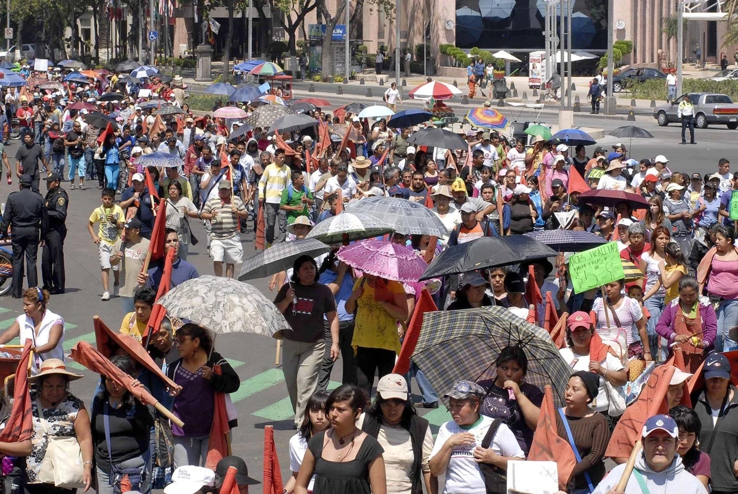 Exigen al INE no sobrerrepresentar a Morena