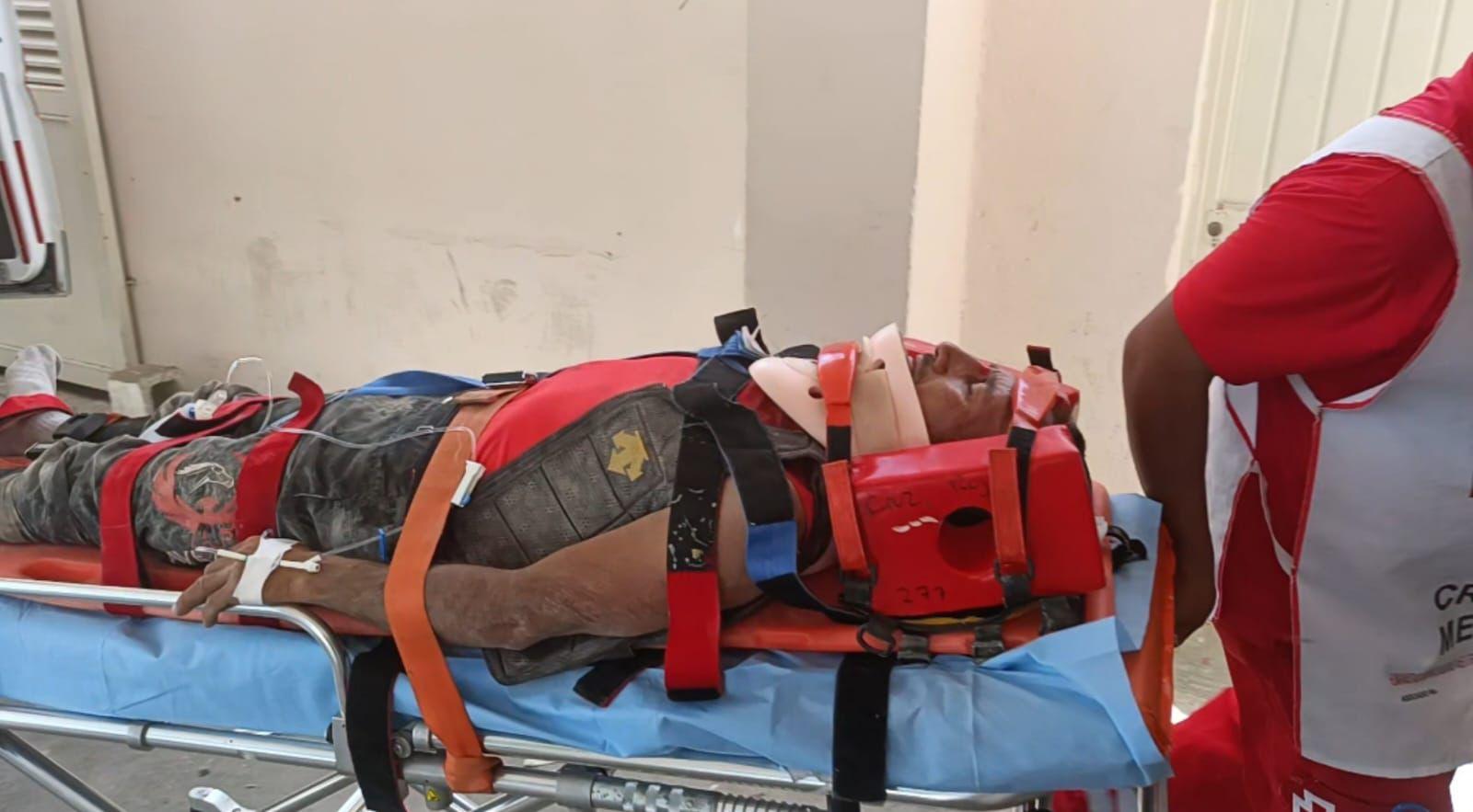 Dos jinetes lesionados en carrera de caballos