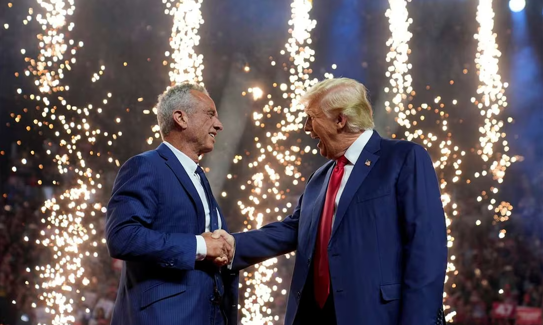 Robert Kennedy Jr. se baja para la presidencia de EU; respaldará a Trump