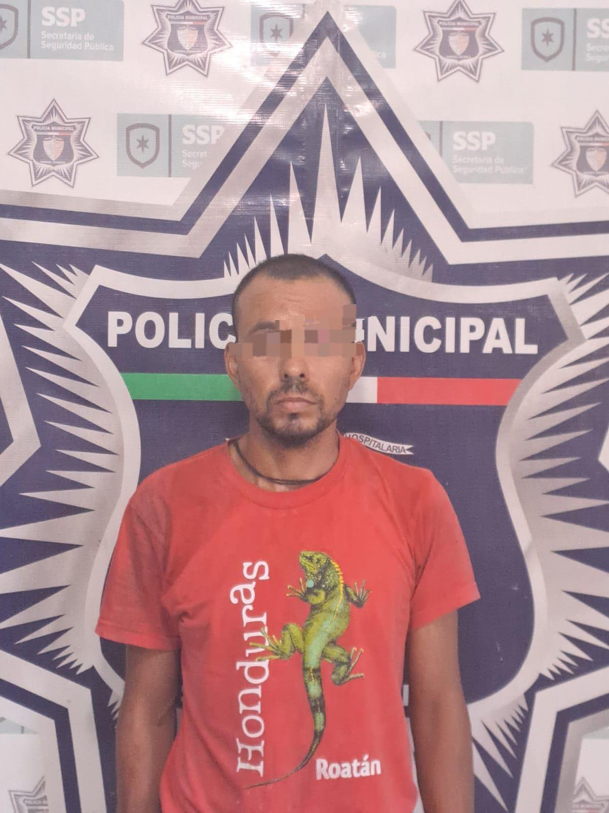 Detienen policías a ladrón de bicicleta