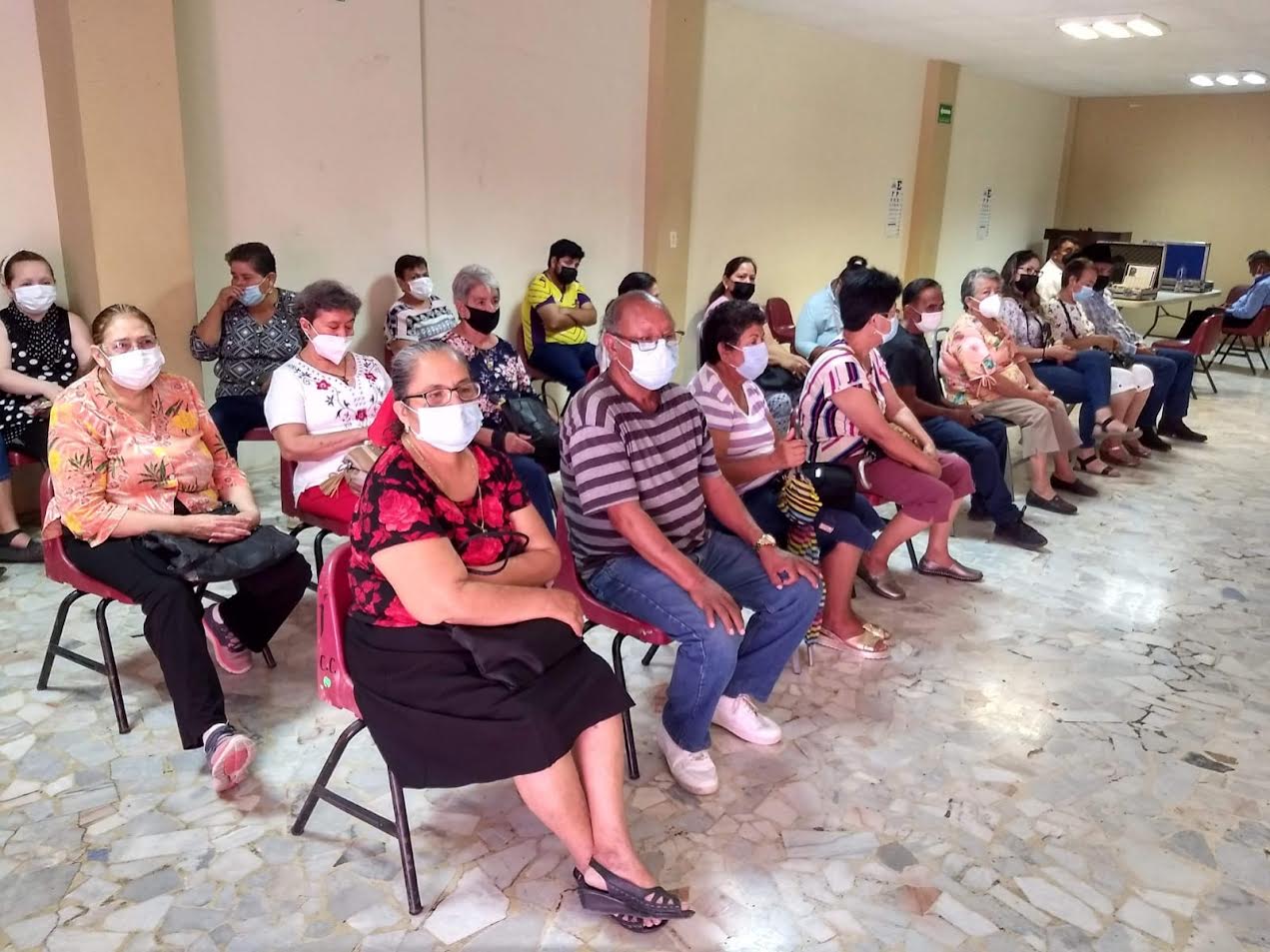 Invita DIF San Buena a brigada de salud visual