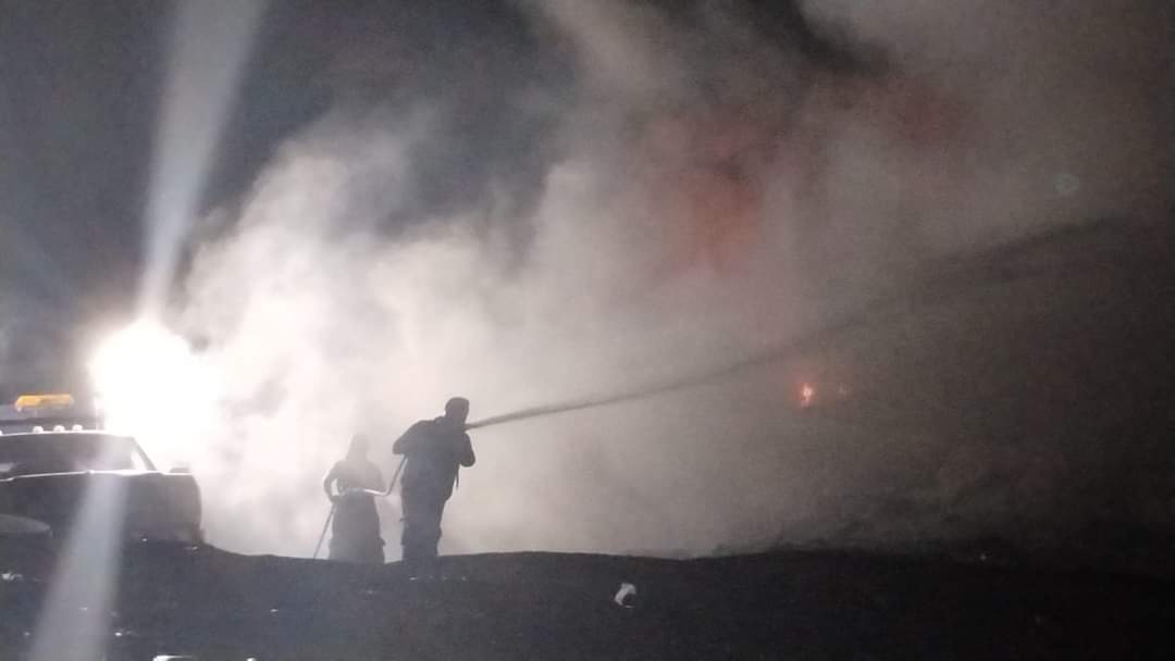 Tras 5 horas de labores logran sofocar incendio