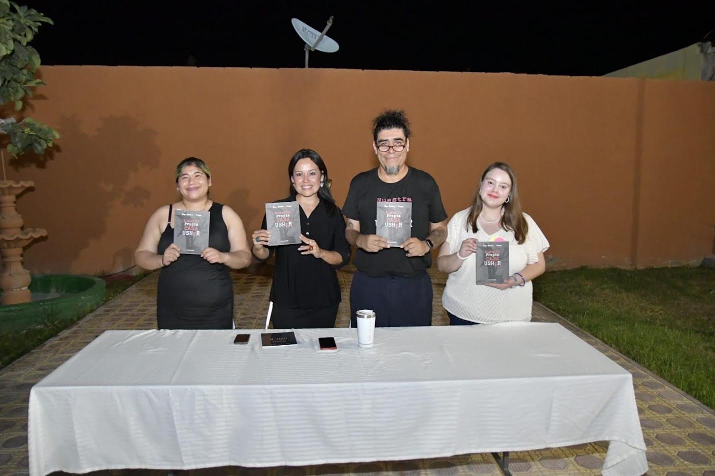 Presenta San Buena el libro “Nuestra Propia Casa Usher”