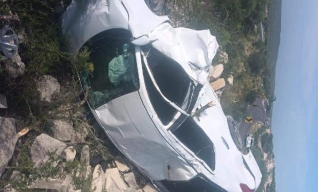 Fallece mujer tras volcar en La Premier