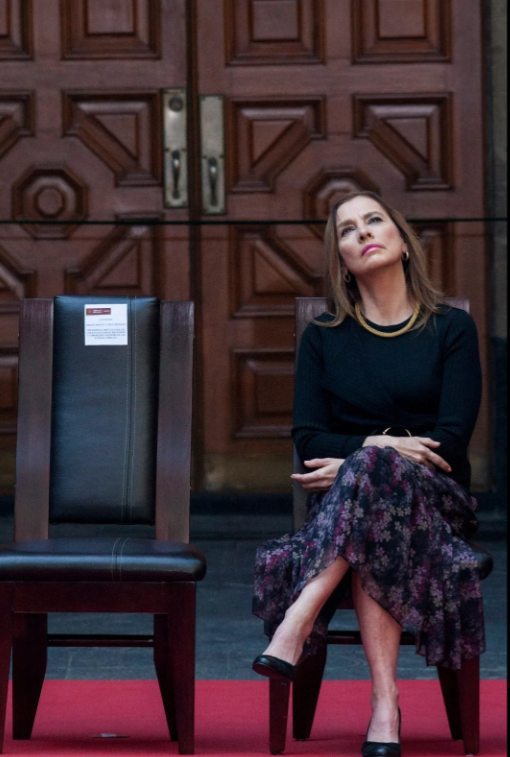 «Sigo reflexionando cuál es mi lugar en esta historia», confiesa Beatriz Gutiérrez Müller un día antes de presentar su libro en el Zócalo