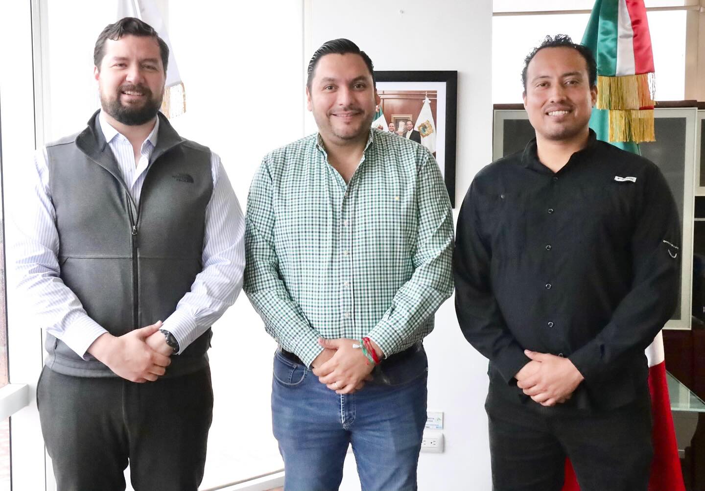 Impulsa Carlos Villarreal la regularización de terrenos