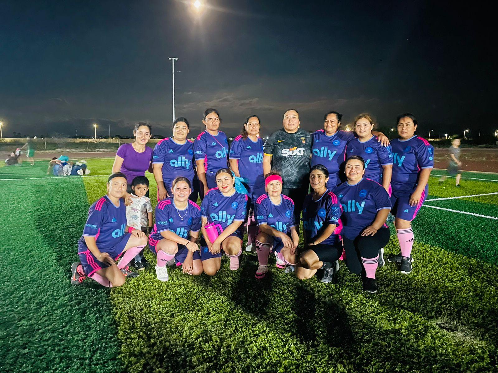 Empoderamiento y Diversión: El Fútbol Femenino en Ascenso