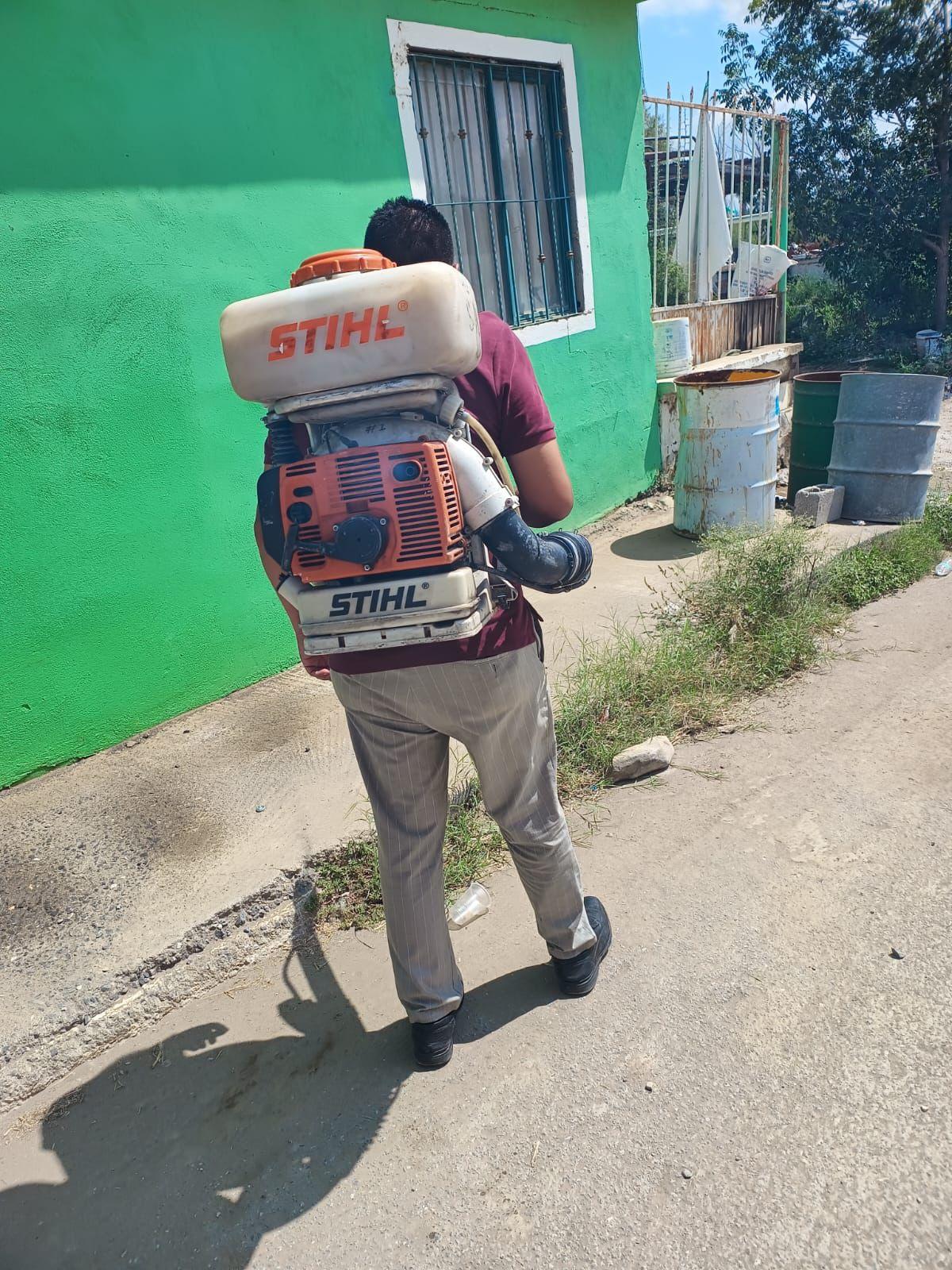 Fumigan contra el dengue en ejidos de Ramos Arizpe