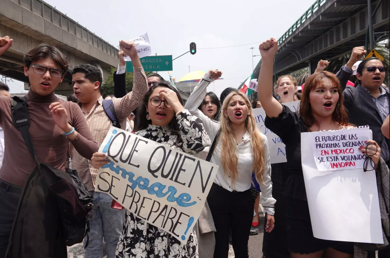 Estudiantes de Derecho denuncian amenazas por protestar contra reforma judicial