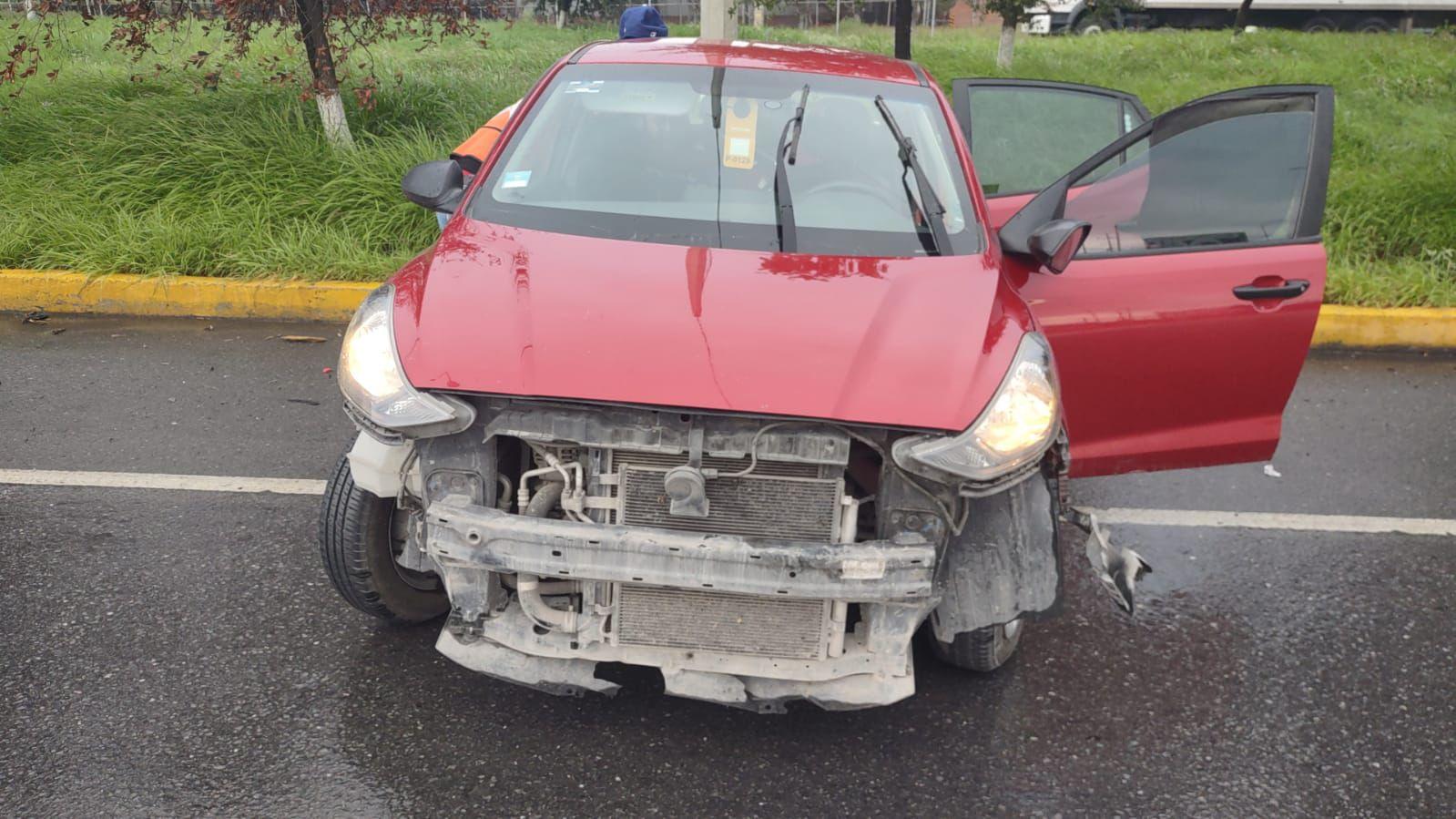 Velocidad +lluvia = a accidente de tránsito