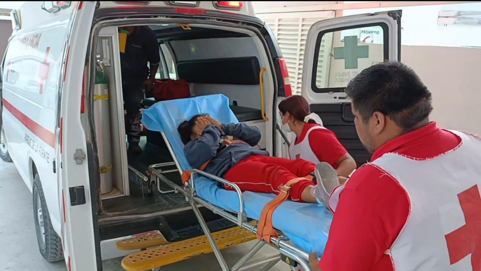 Arrolla a menor en Parras; conductora se da a la fuga