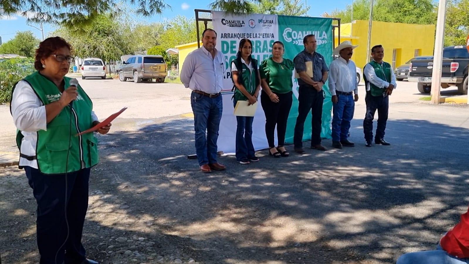 Entregan recarpeteo en Progreso y Juárez