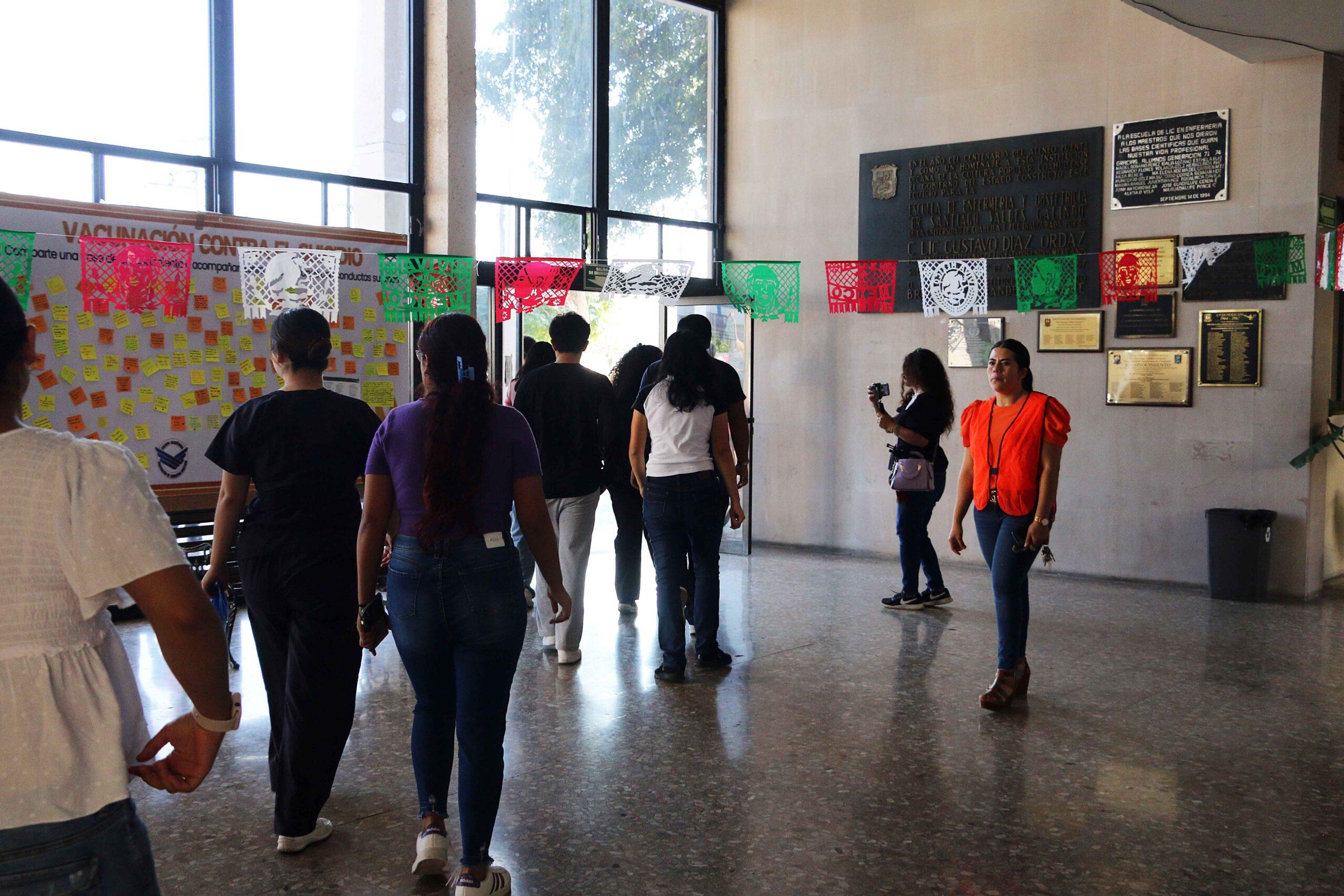 Realiza UAdeC Simulacro de Evacuación en Enfermería