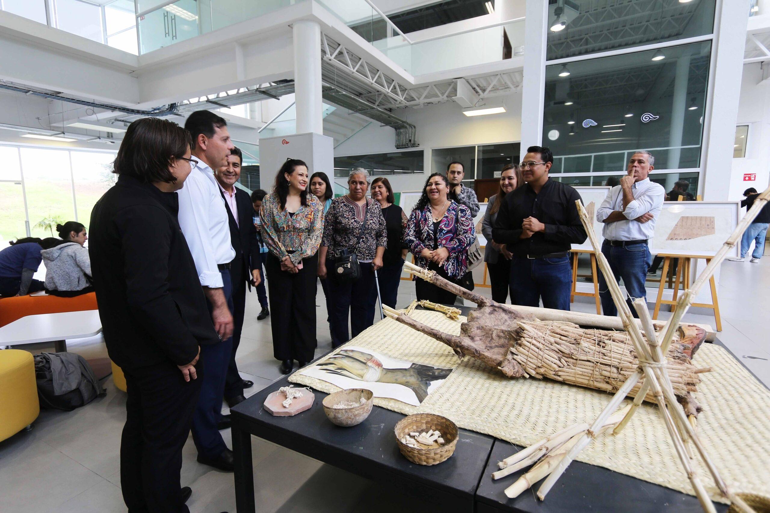 Inaugura la UAdeC “Códices de México”