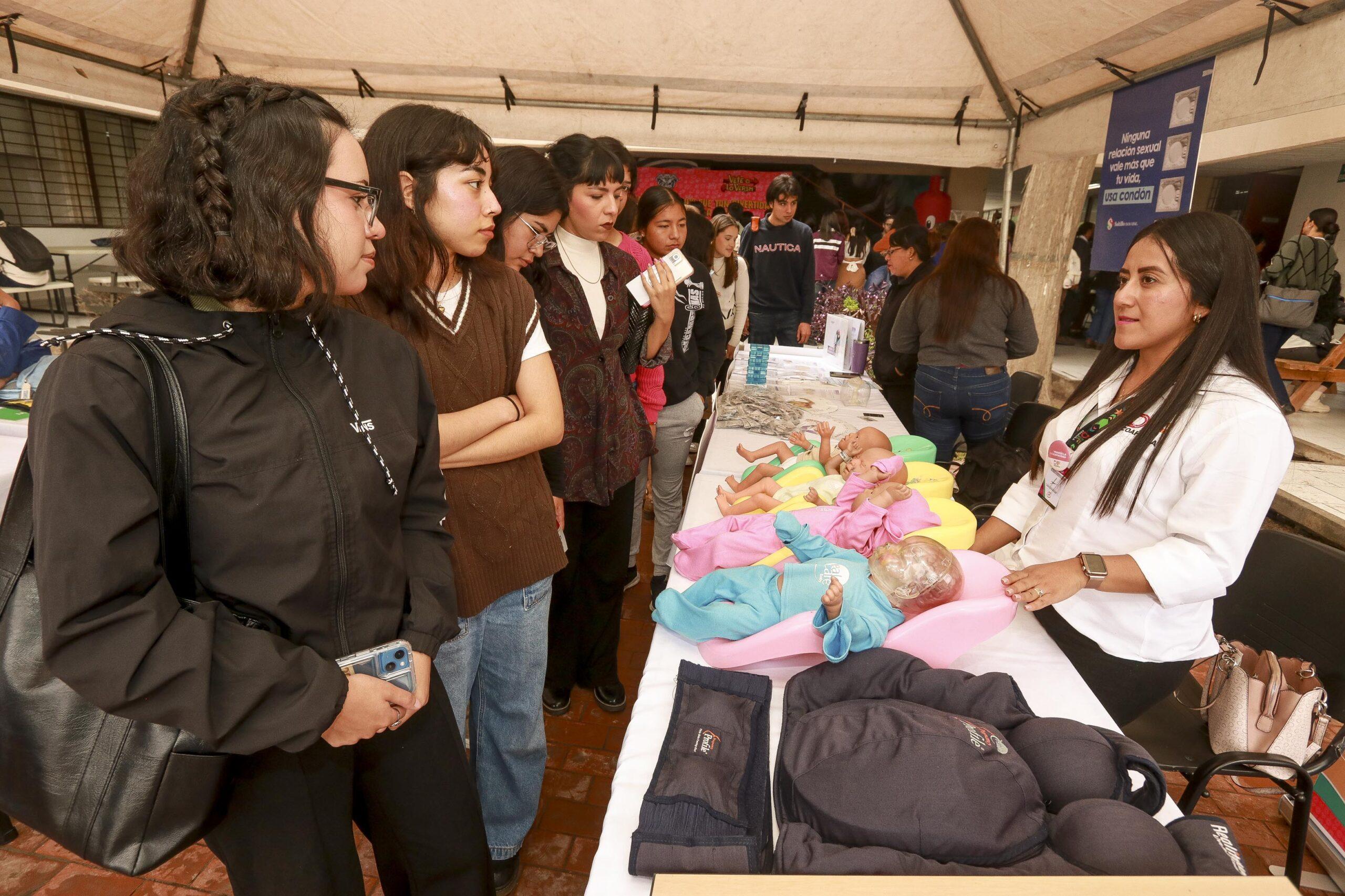 Realizan en UAdeC la Feria de Salud Sexual