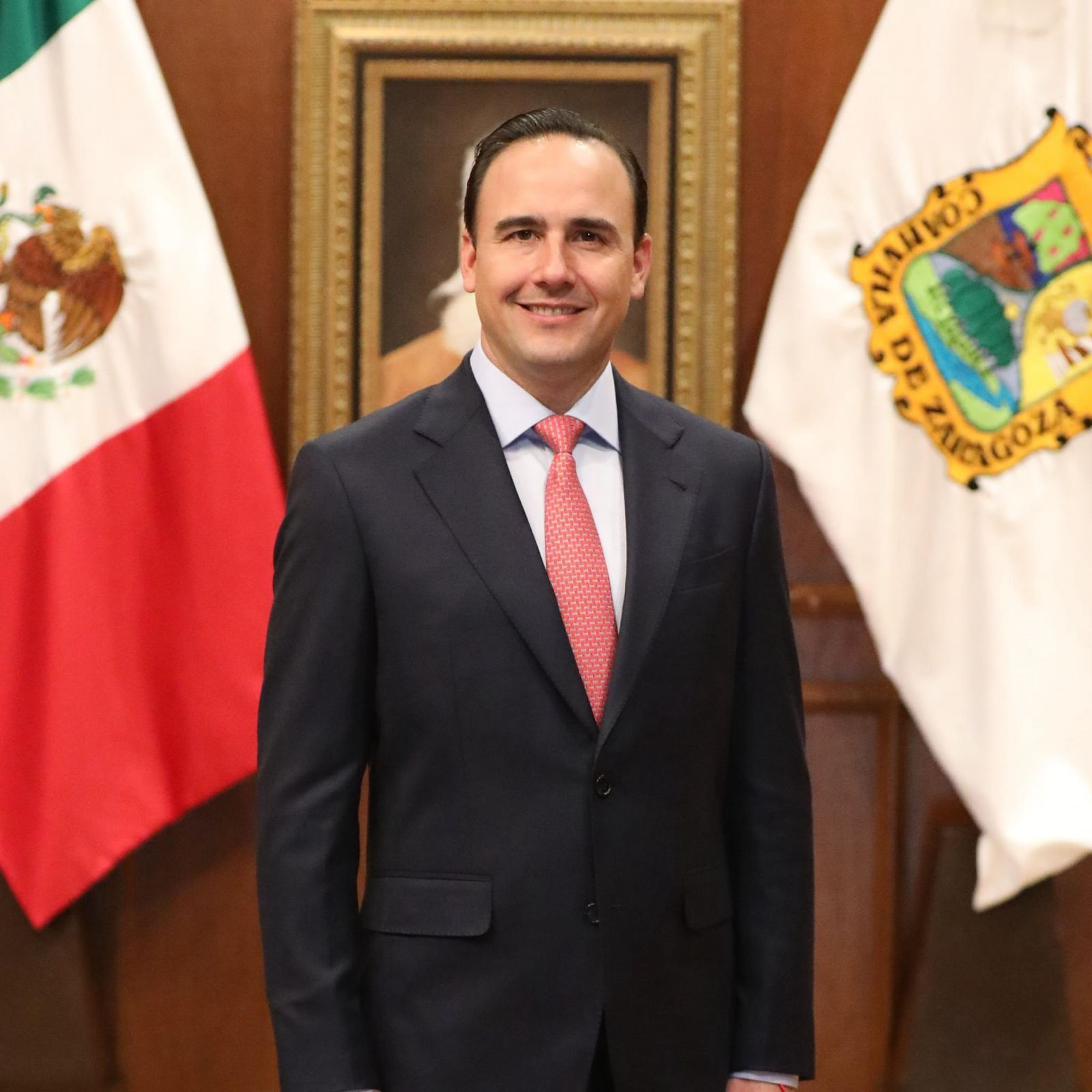 Abre Manolo Palacio de Gobierno para celebrar el Grito de Independencia