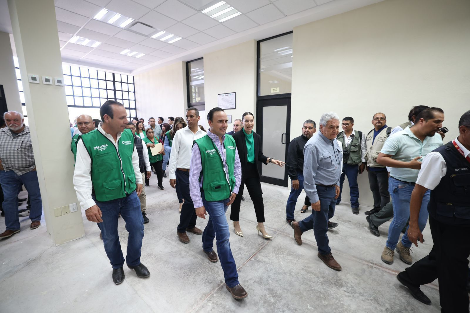 DETONA MANOLO ENTREGA DE MÁS DE 500 OBRAS SOCIALES EN COAHUILA