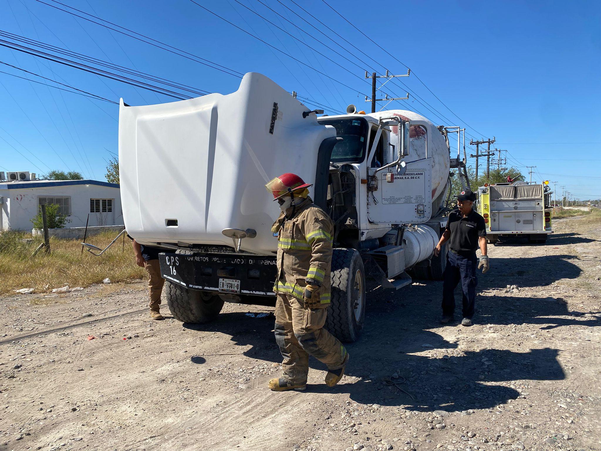 Se incendia camión en la Carretera 57