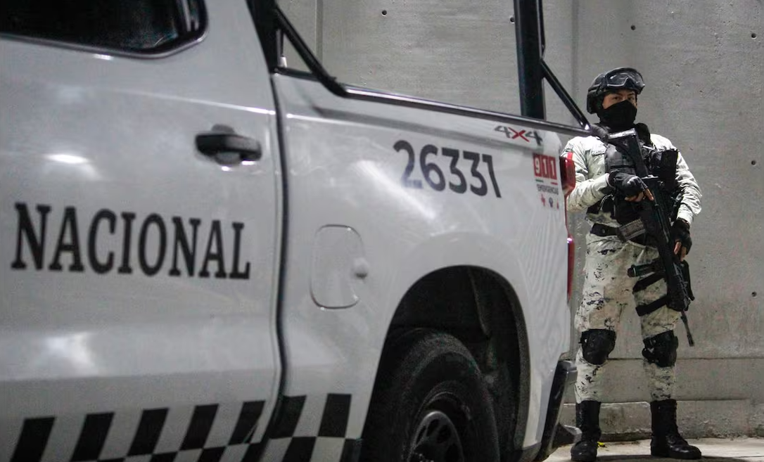 Caen 4 escoltas de jefe de seguridad de ‘Los Chapitos’