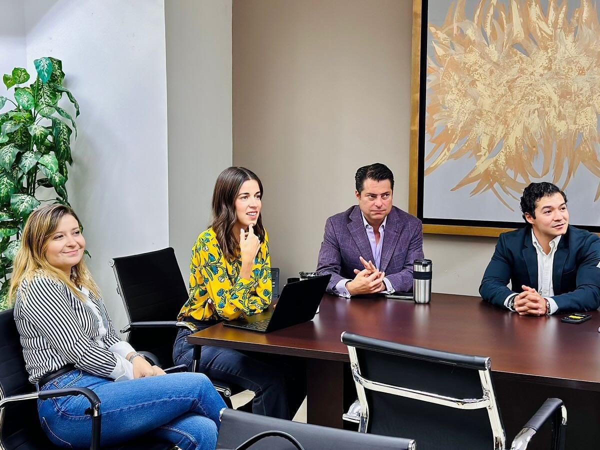 Celebran Primera Sesión Jóvenes Pa´delante