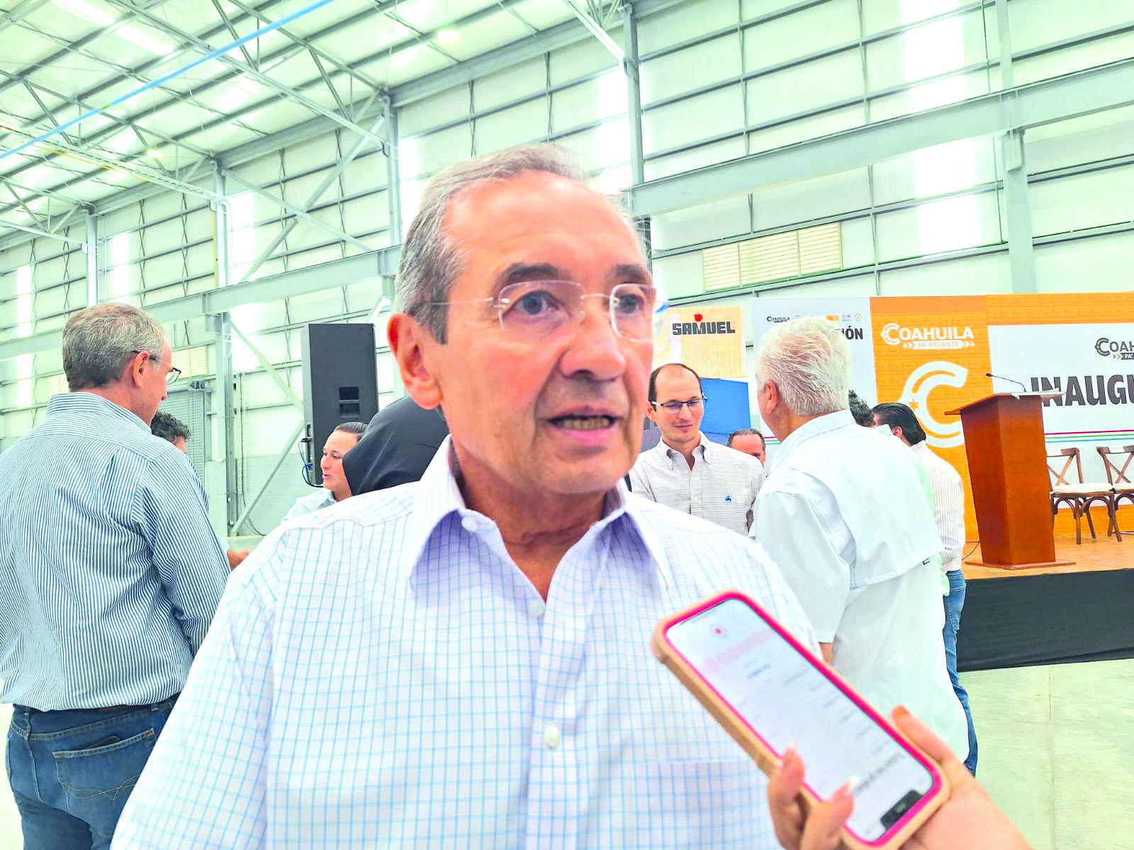 Invita Cáritas a conferencia impartida por César Lozano