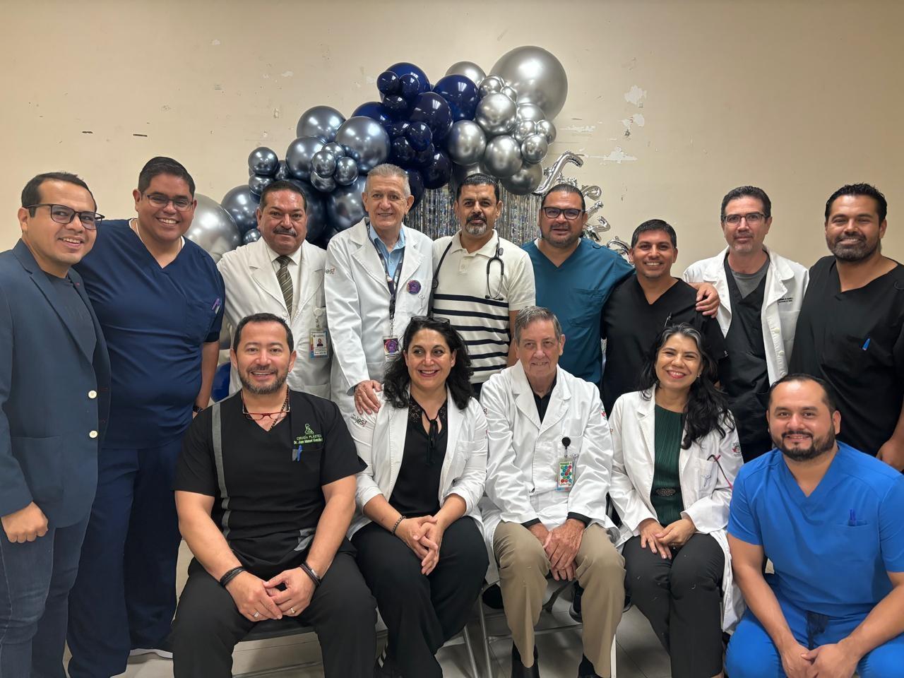 Celebran a médicos del Amparo Pape