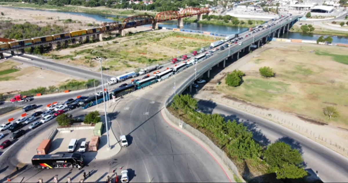 Planea EP ampliación del puente internacional dos
