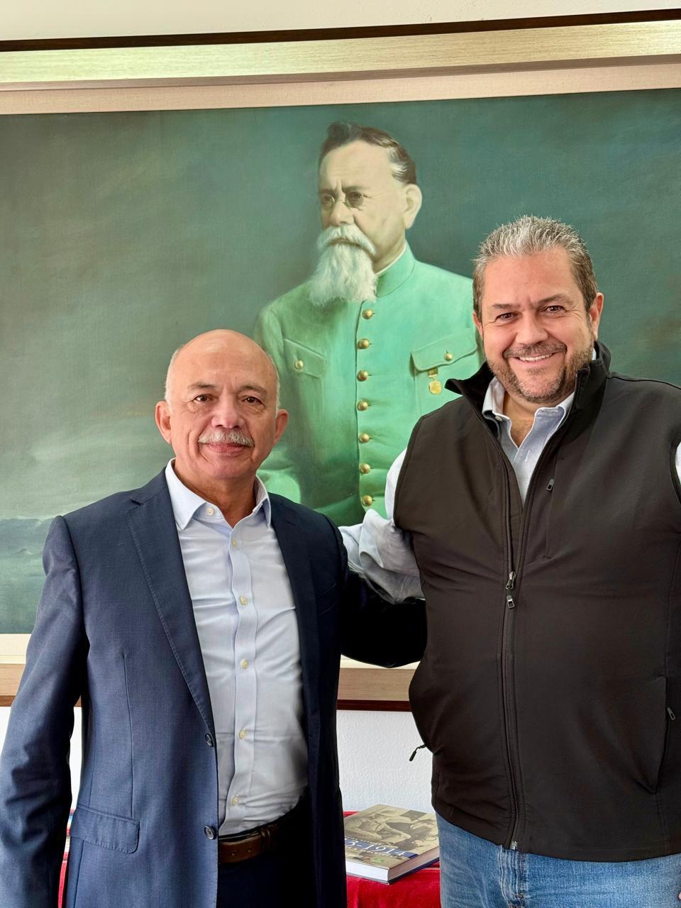 Impulsa Tomás Gutiérrez la movilidad en reunión