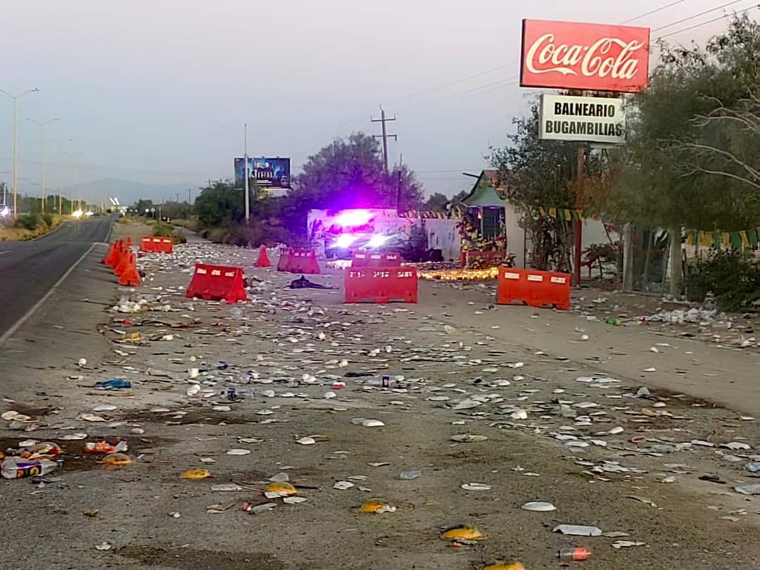 Dejan los devotos a San Judas reguero de basura