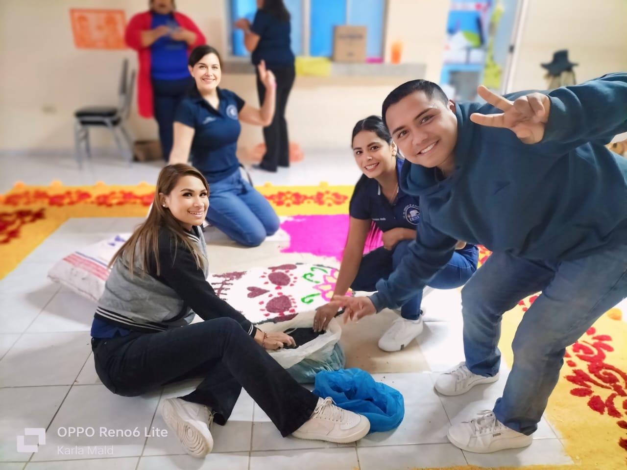 Rinden homenaje a los difuntos en universidad