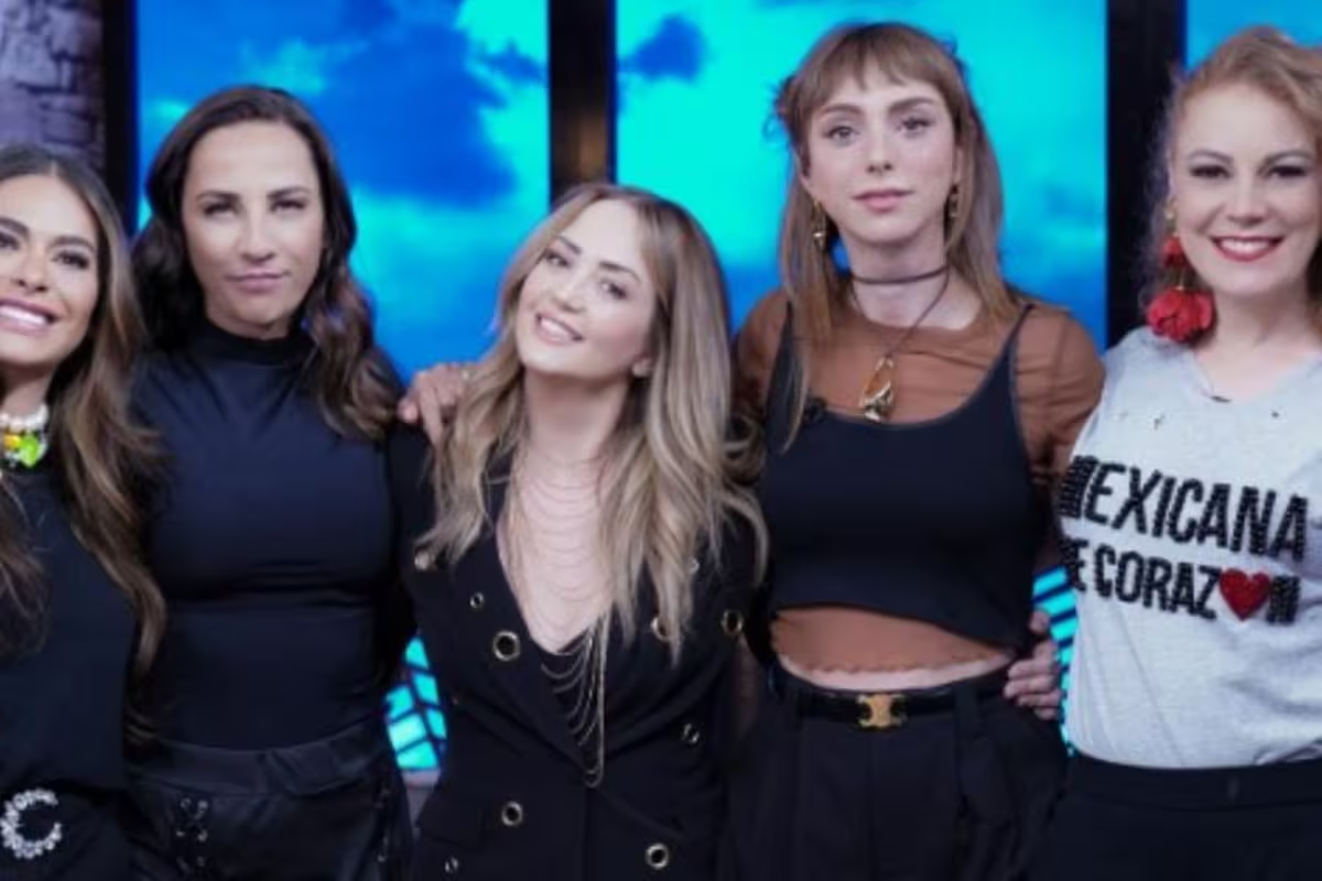 Andrea Legarreta aparece en «Netas Divinas» ¿Será el reemplazo de Paola Rojas?