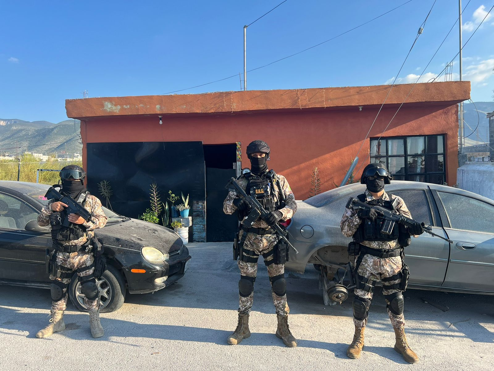 Aseguran GRS y COE alrededor de 14 kilos de cristal