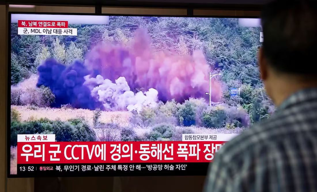 Así fue la explosión de carreteras entre Corea del Sur y Corea del Norte; Surcorea acusa a su vecina de las detonaciones