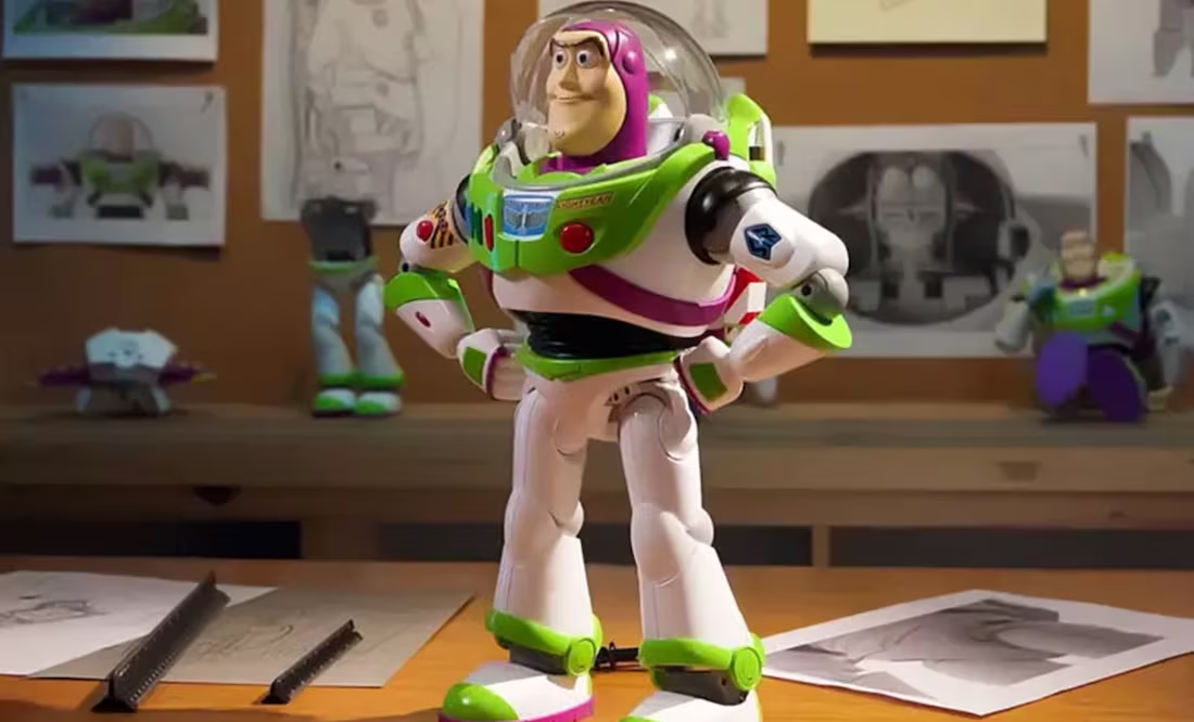 ¡Cómo en Toy Story! Lanzan figura robótica de Buzz Lightyear y causa furor en redes; este es su costo
