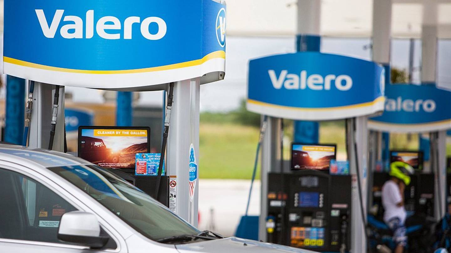A la cárcel contadora por robo a gasolinera