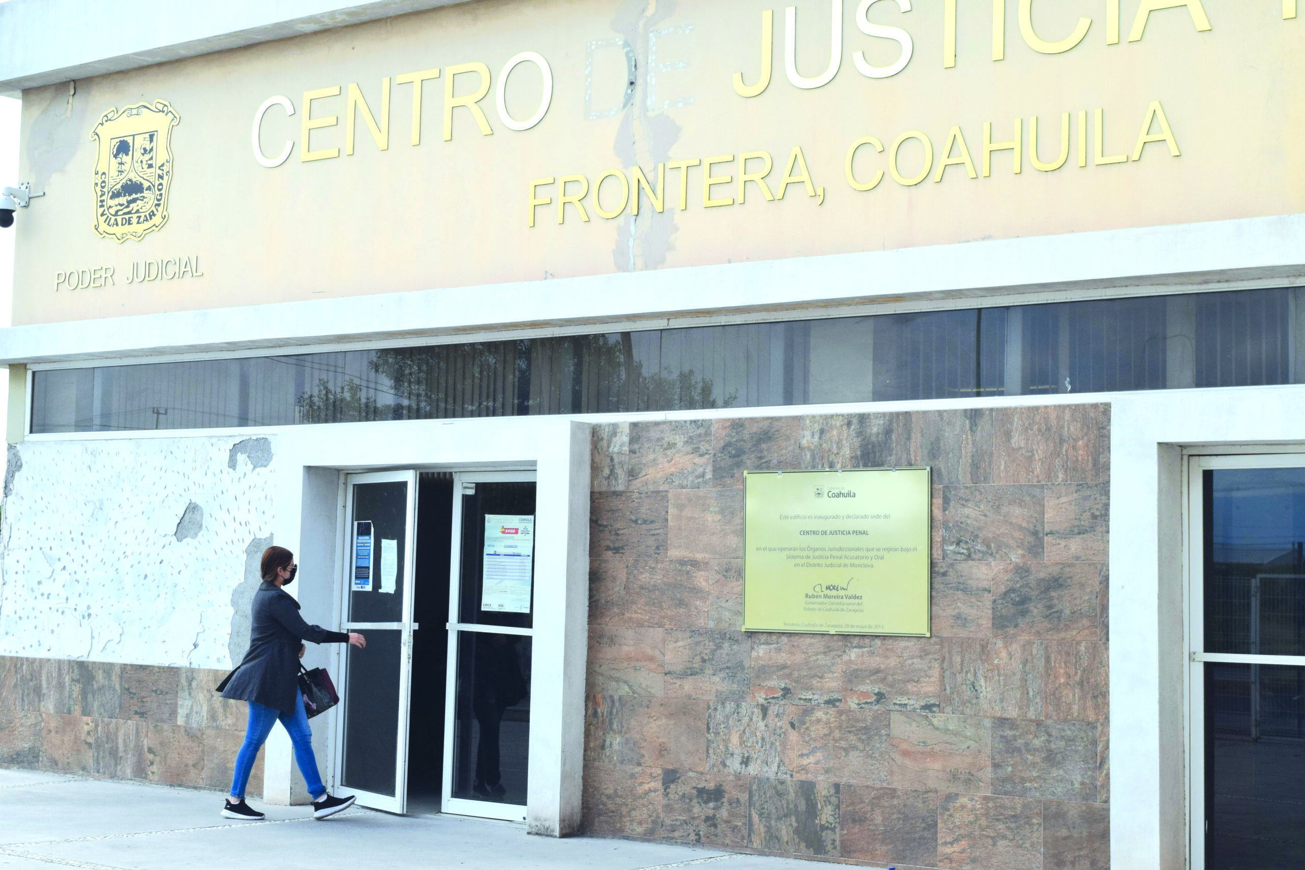 Busca defensa de Rubí pueda salir de vivienda
