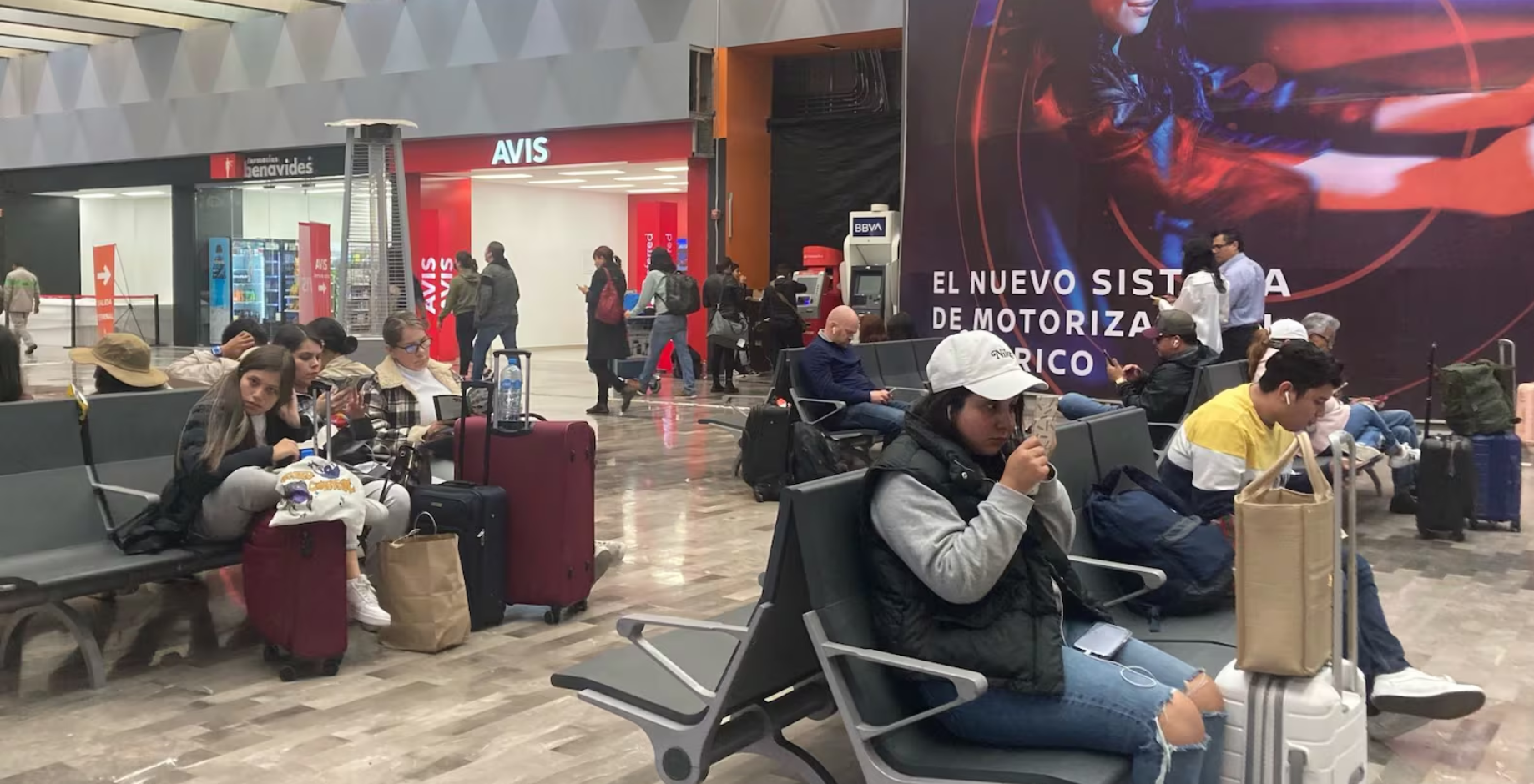 AVIACIÓN PRIVADA VOLTEA PARA RA POR MILITARIZACIÓN DEL ADN