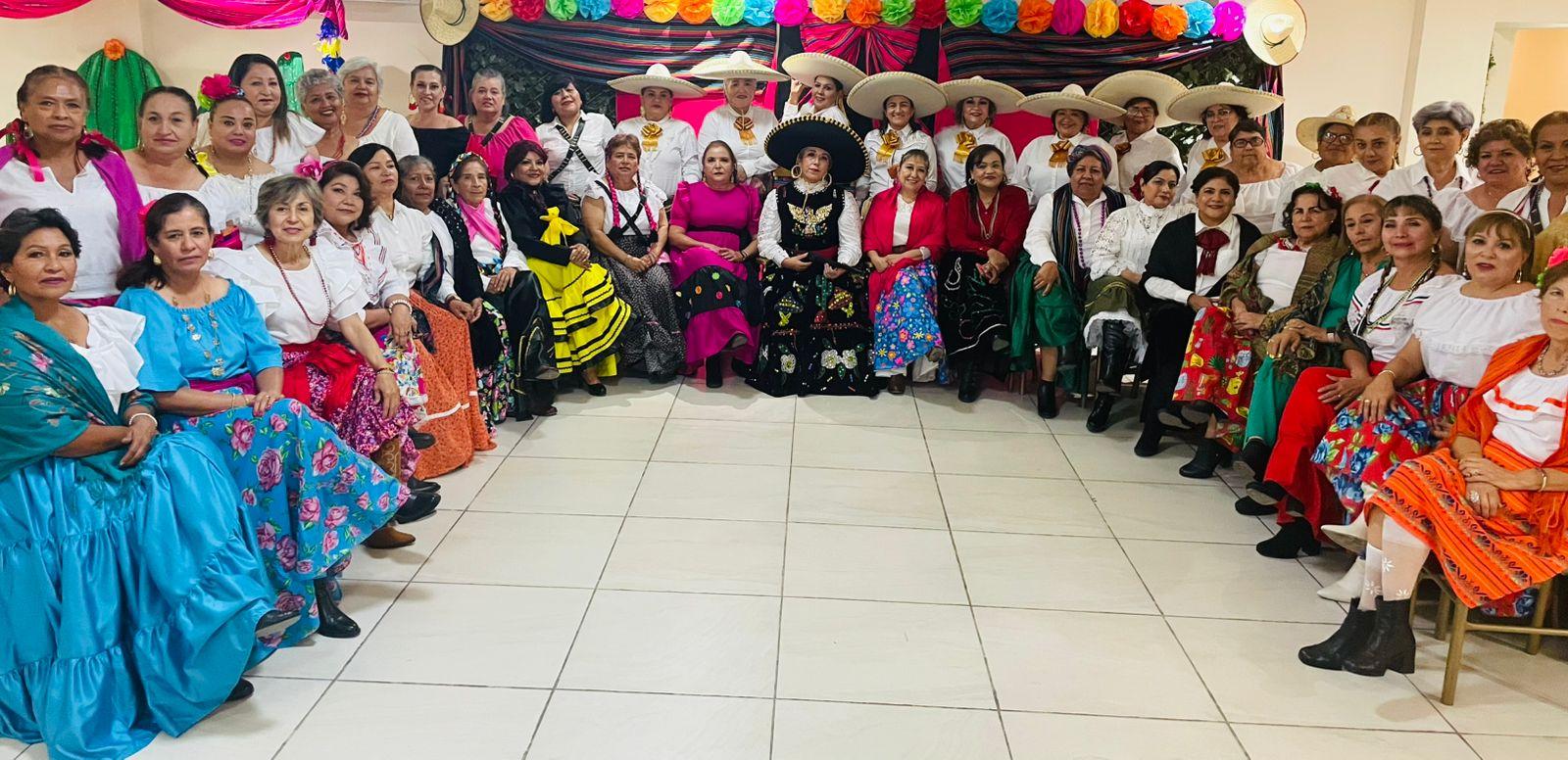 Celebran Doradas de SB la Revolución Mexicana
