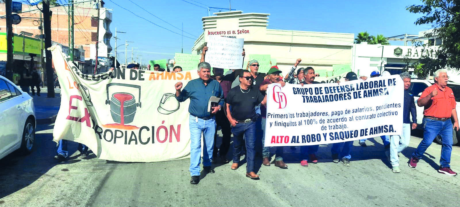 Realizan obreros marcha pacífica