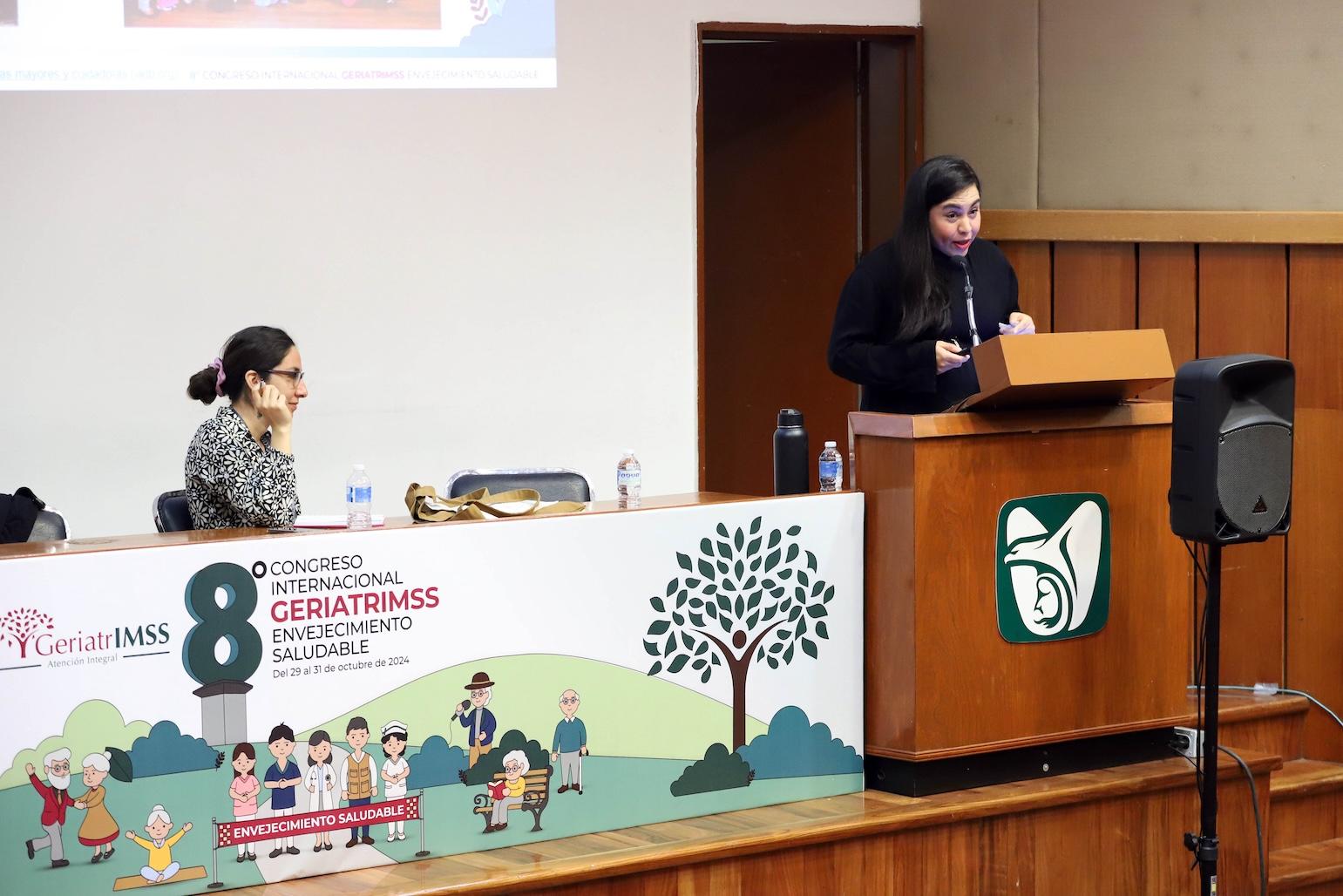 Capacita IMSS cuidadores de las personas mayores