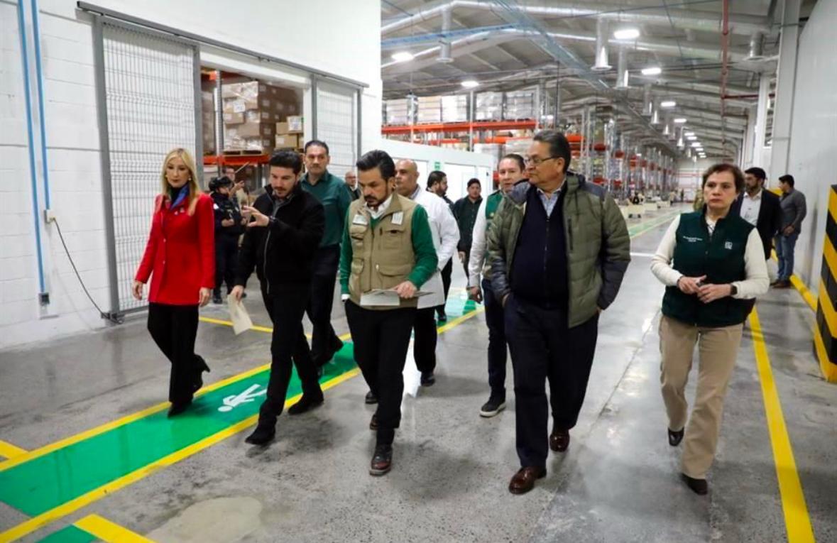 Remodelan en NL almacén regional de medicamentos