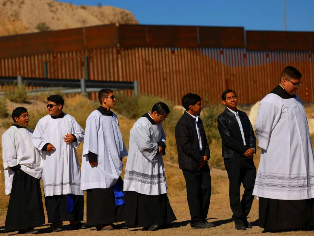 Para los jóvenes, es más fácil declararse LGBT+ que religioso, según líder evangélico