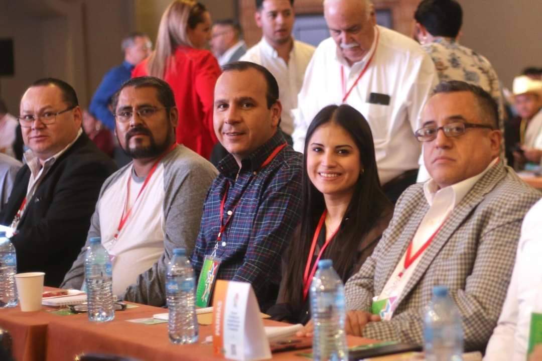 Participa Orozco en Seminario Avance