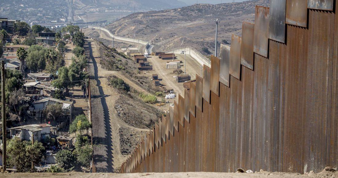 Trump y Abbott abrirán cárcel para migrantes en zona de inundación