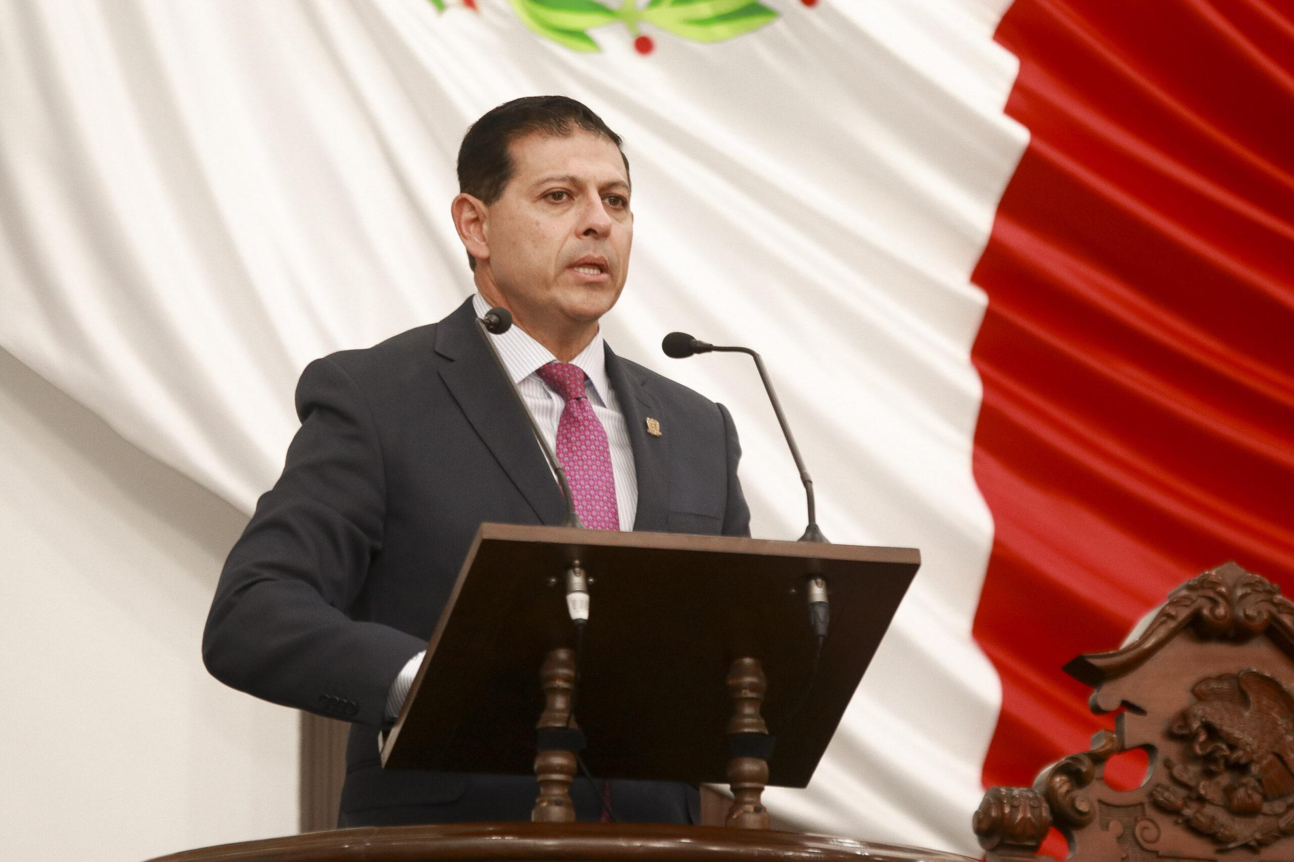 Realiza UAdeC Simulador del Poder Legislativo