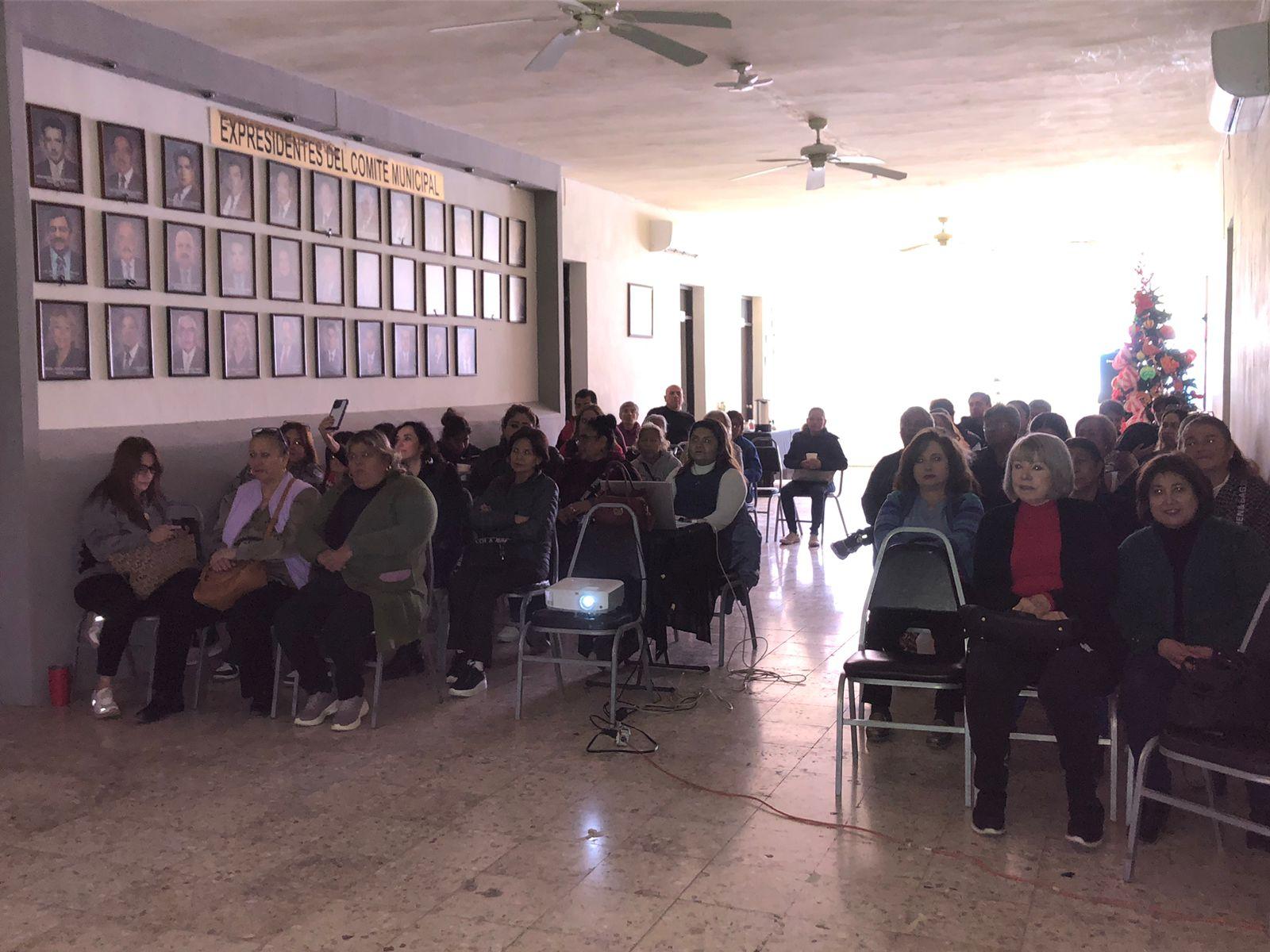 Observan priistas informe en comité