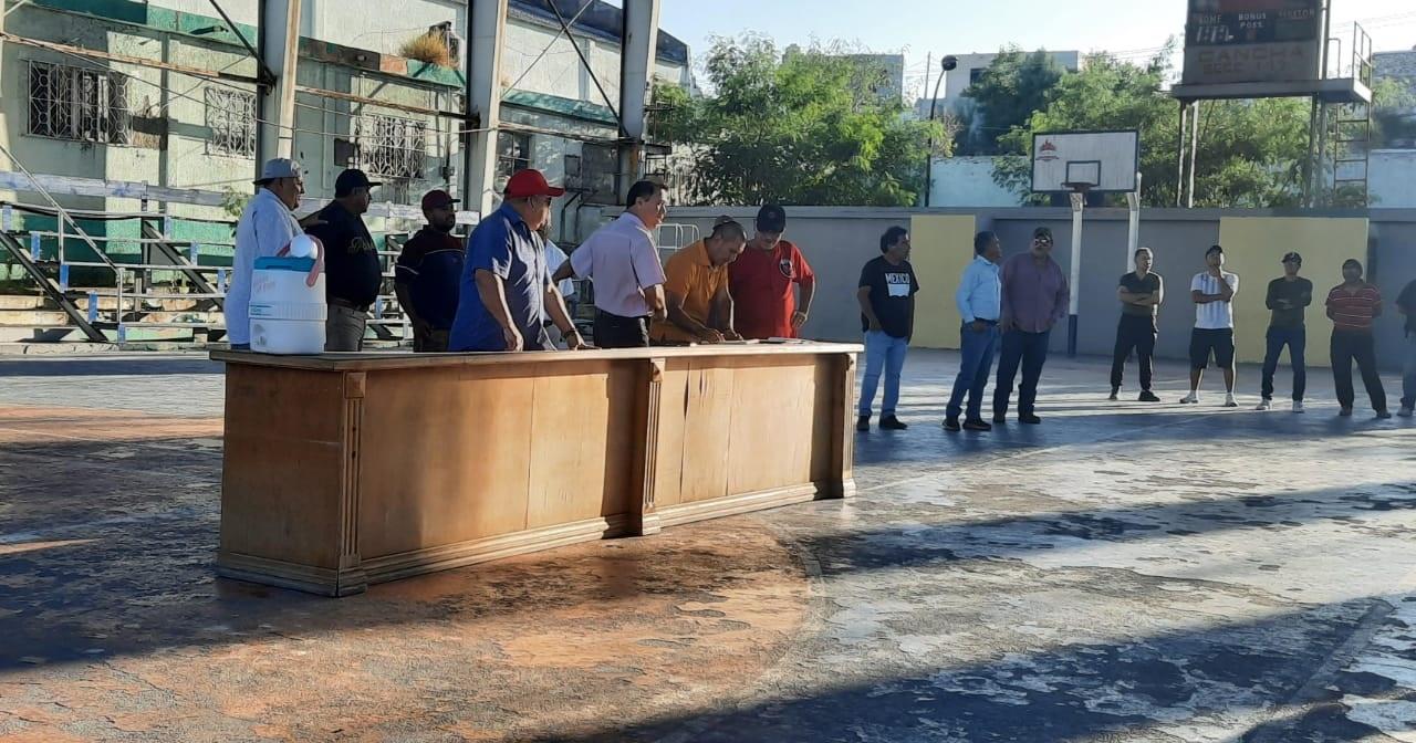 Se organizan sin líderes trabajadores de AHMSA