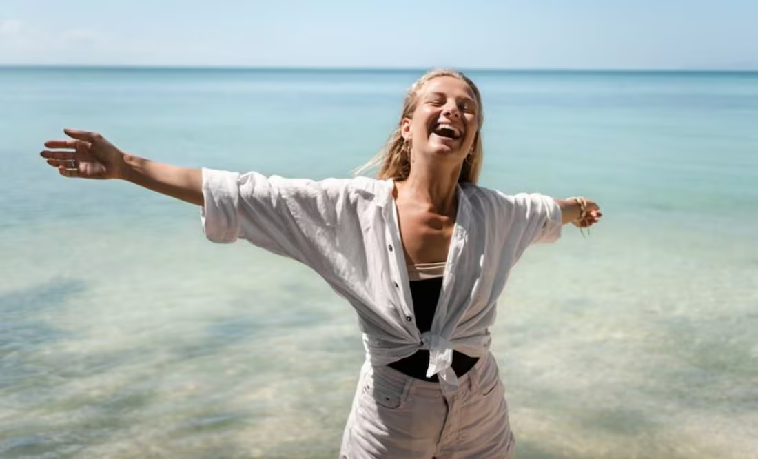 ¿Por qué las personas que viven junto al mar son más felices?; ciencia lo explica