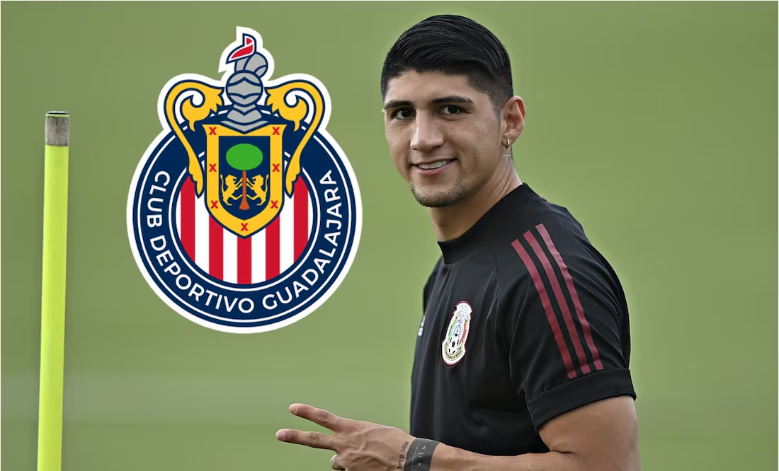 ¿Vuelve a Chivas? Alan Pulido asiste al duelo de Guadalajara y Pumas