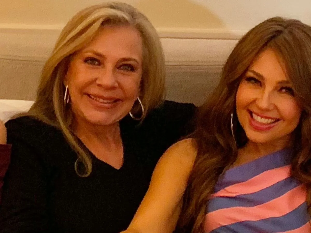 Thalía dedica emotivo mensaje de despedida a Ernestina Sodi tras su muerte